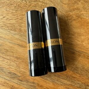 Brand new! Revlon super lustrous lipstick in shades blush / champagne on ice